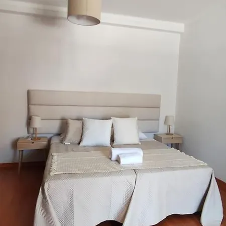 Casa Rosas - Moradia Com Jardim E Churrasco, Charneca Da Cotovia Villa