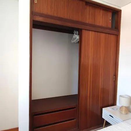 Casa Rosas - Moradia Com Jardim E Churrasco, Charneca Da Cotovia *