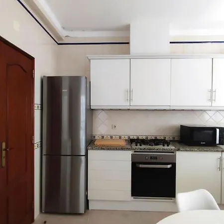 Casa Rosas - Moradia Com Jardim E Churrasco, Charneca Da Cotovia Villa