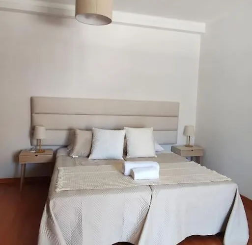 Casa Rosas - Moradia Com Jardim E Churrasco, Charneca Da Cotovia 别墅
