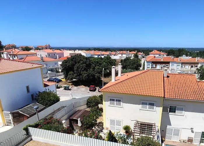 别墅 Casa Rosas - Moradia Com Jardim E Churrasco, Charneca Da Cotovia *